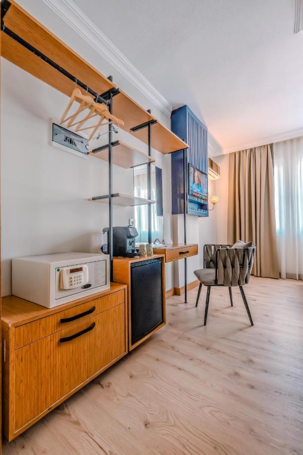 Casativo Hotels Lara Antalya Buitenkant foto